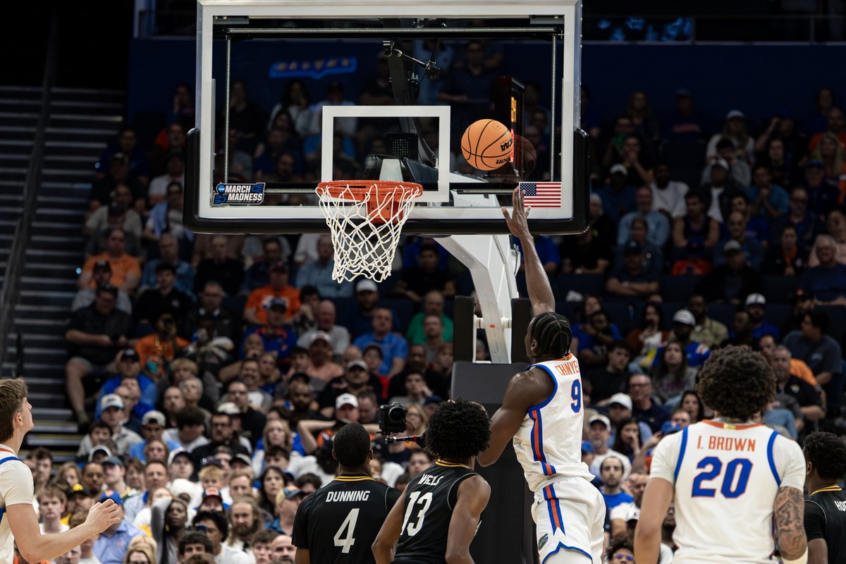 Cam Parker tweet media