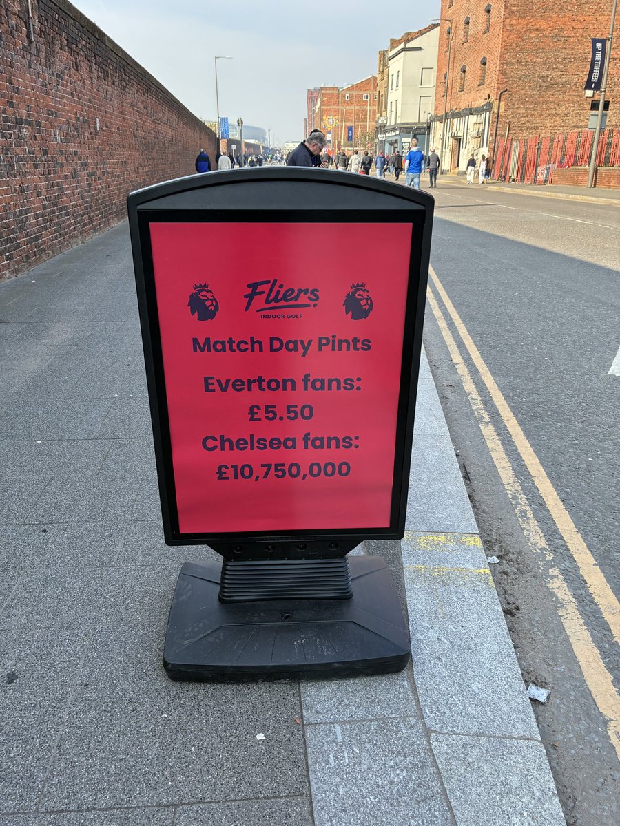 Royal Blue Mersey tweet media