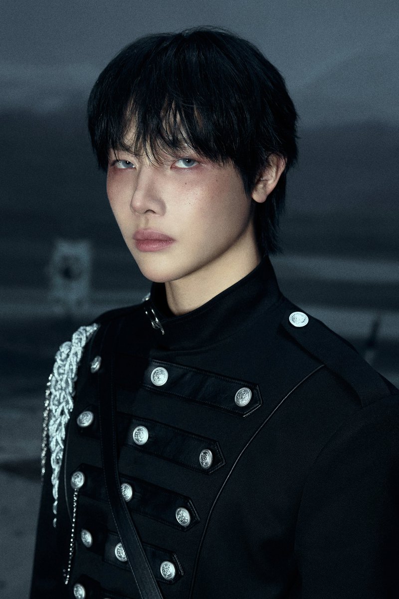 [&amp;TEAM] 
3rd EP『We on Fire』
Artist Photo 
#NICHOLAS

2026.4.21

#WeonFire
#andTEAM #エンティーム
#andTEAM_WeonFire