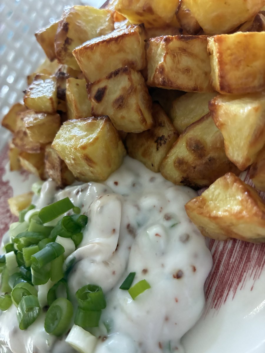 Nora 0815 tweet media