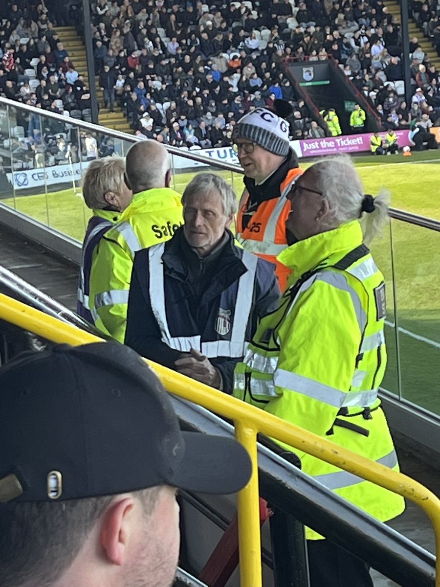 GarryGtfc's tweet image. @officialgtfc fans constantly been told to sit down by there “safety’ people but we can’t see the pitch. #Funsponges