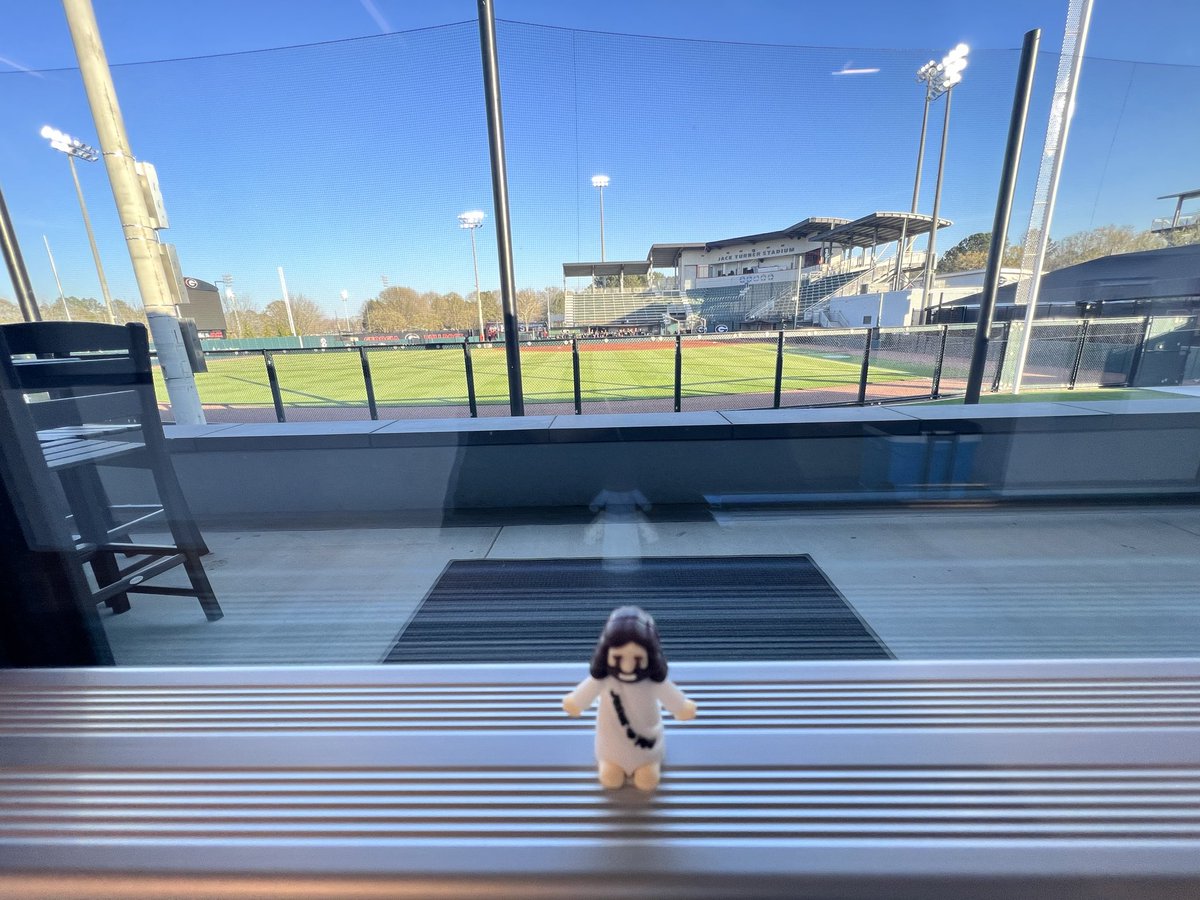 MIKE DAVENPORT tweet media