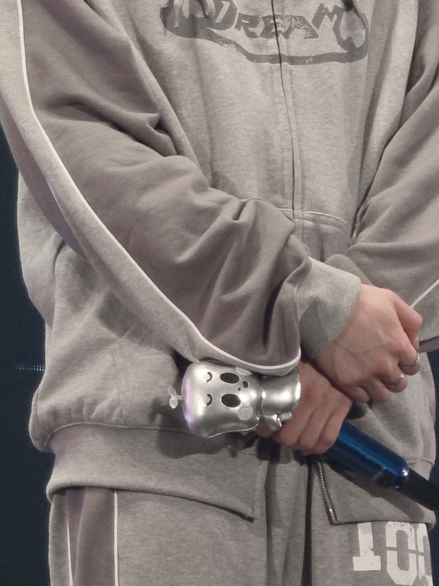 꾸 𖤐⋆˙ tweet media