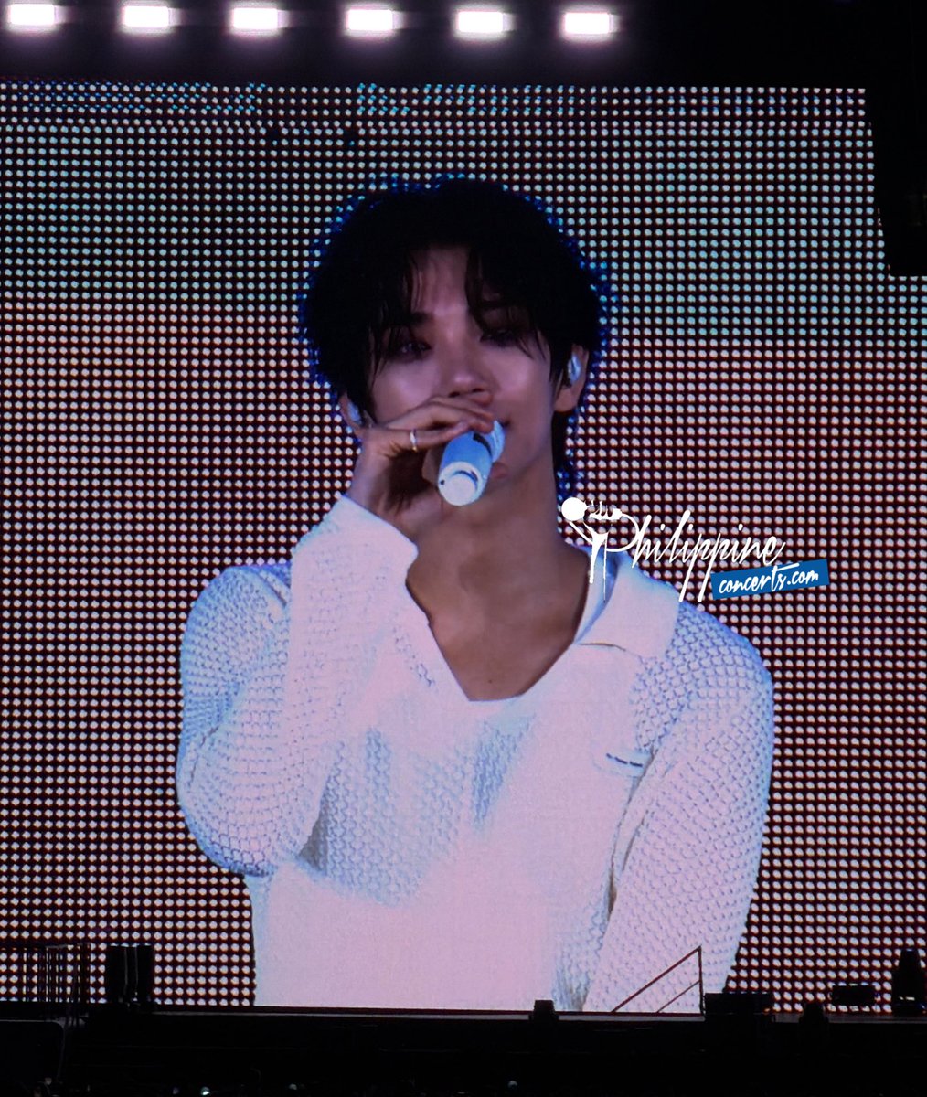 “I’m glad we get to spend the last stop with you guys… By the next time we come back to the Philippines, hopefully, it will all be the 13 of us. Like S.Coups said, we’ll never be apart. All 13 of us are gonna stay together forever…” - JOSHUA

#NEW_BULACAN
#SVT_TOUR_NEW_