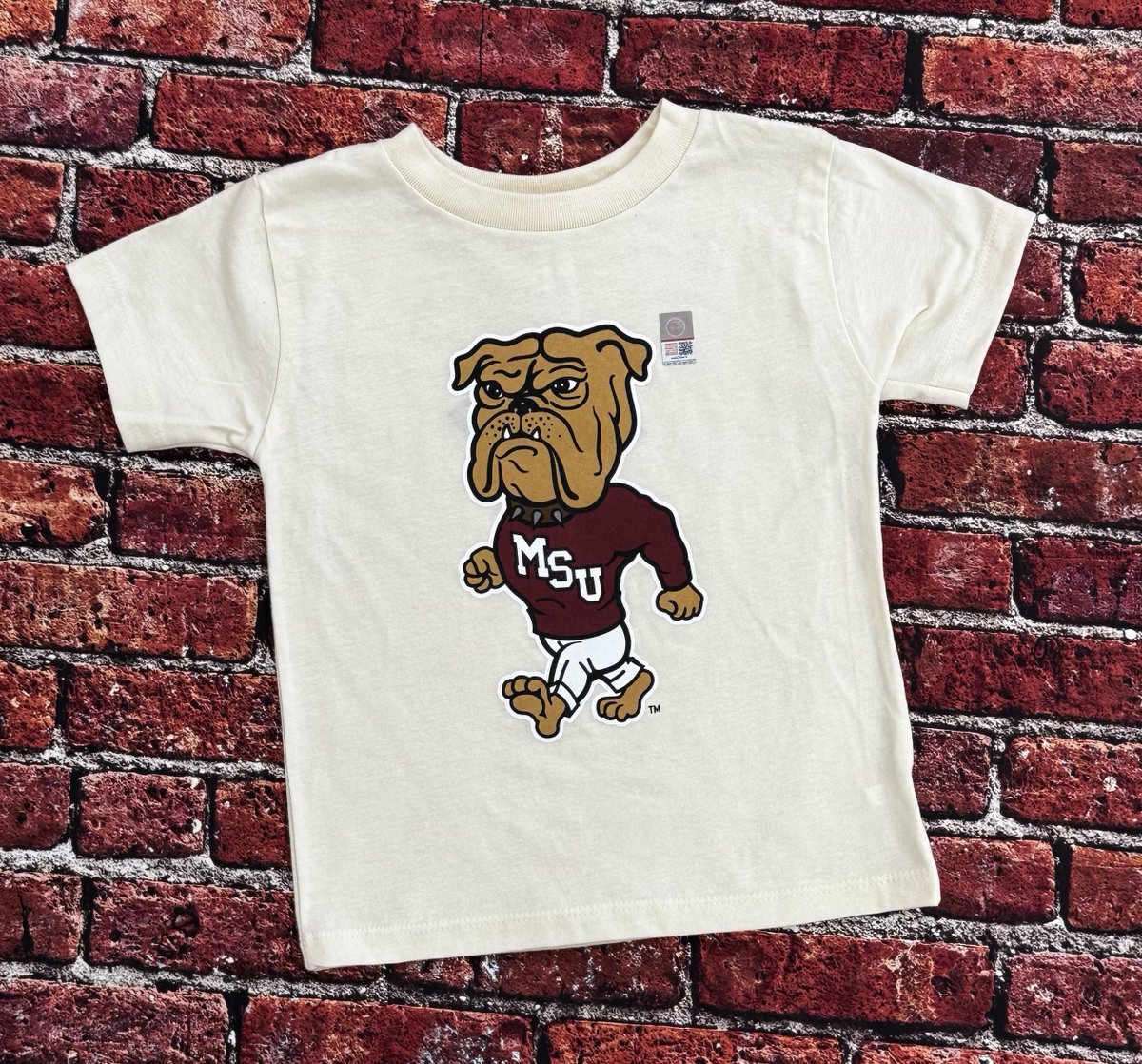CBM_MSU's tweet photo. Small fan but big Heart! Walking Bully shirt available in toddler sizes. Shop in store or give us a call to order yours today.
#Littledawg #walkingbully https://t.co/cl862uLcN1