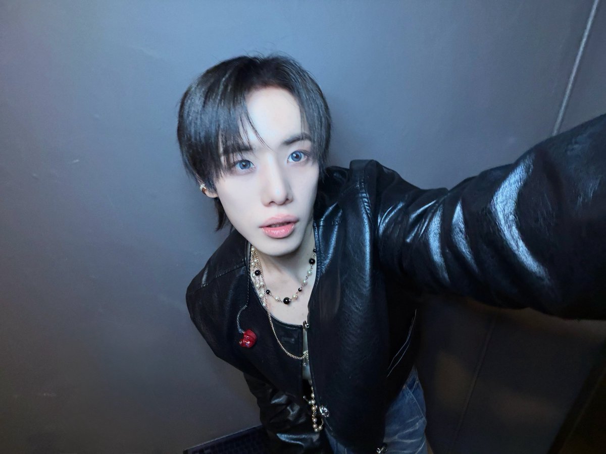 OMEGA X Official tweet media