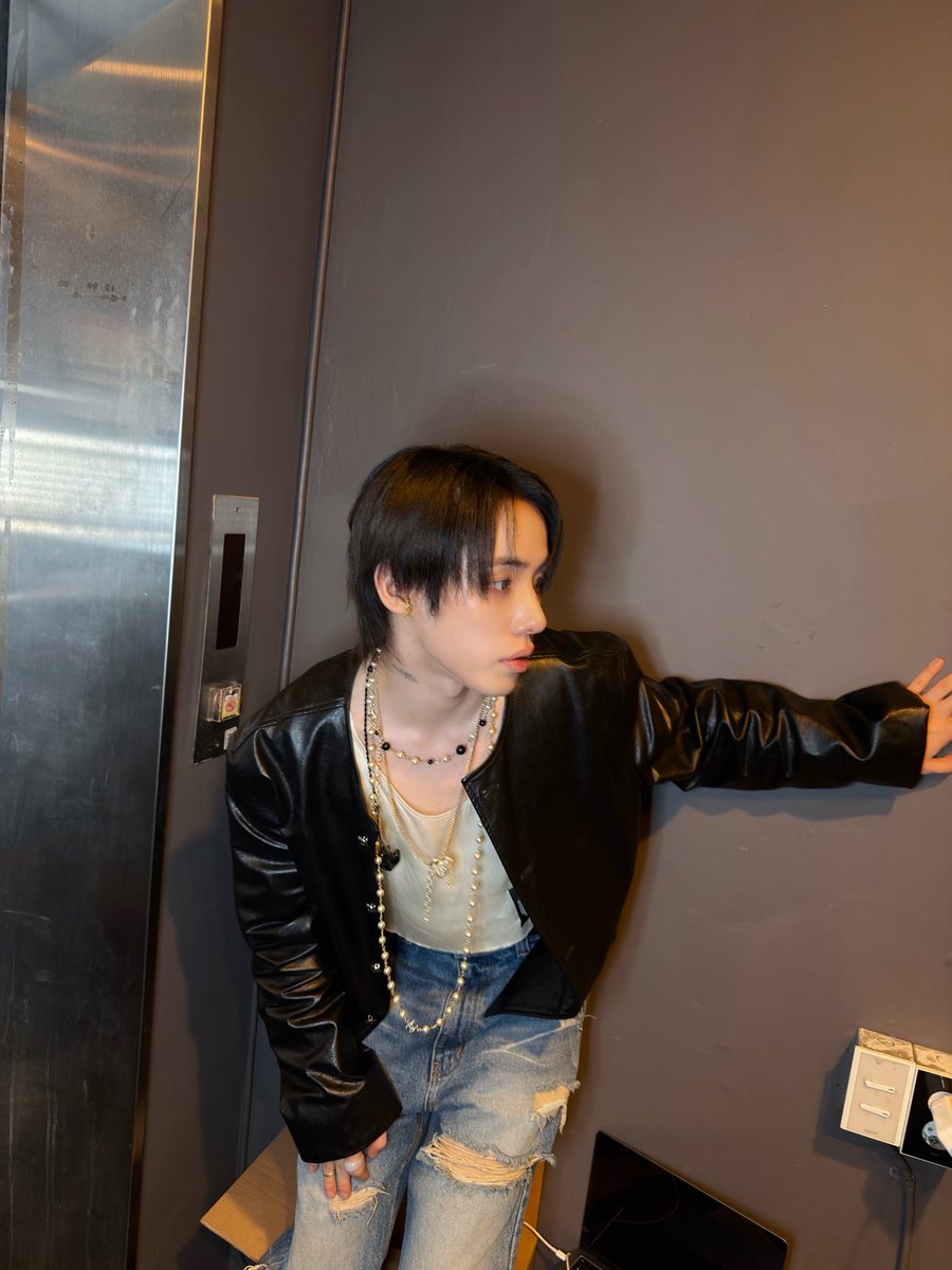 OMEGA X Official tweet media