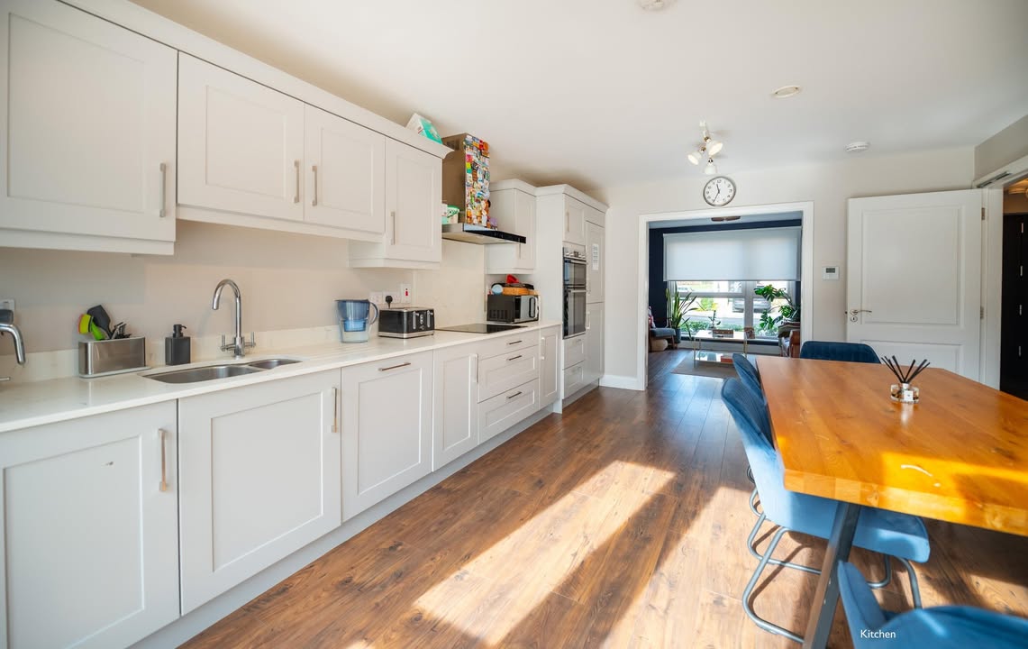 Auctioneera Estate Agency tweet media