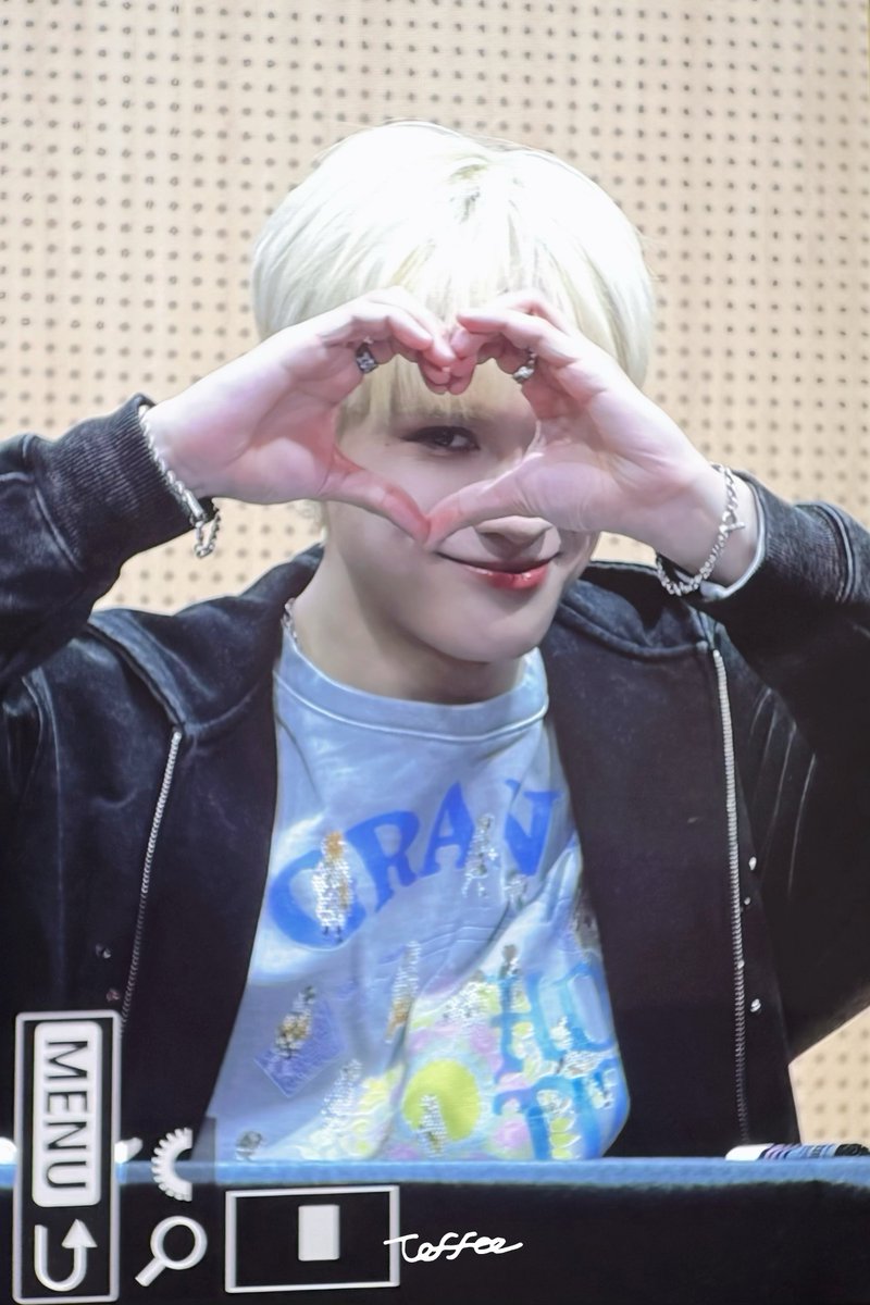 𝗧𝗼𝗳𝗳𝗲𝗲 tweet media