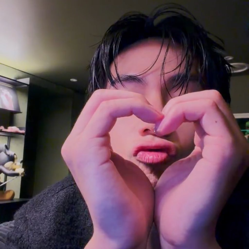 Our Beloved V tweet media