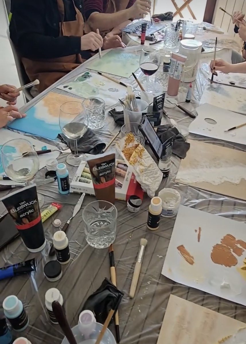 Comunicadora digital tweet media