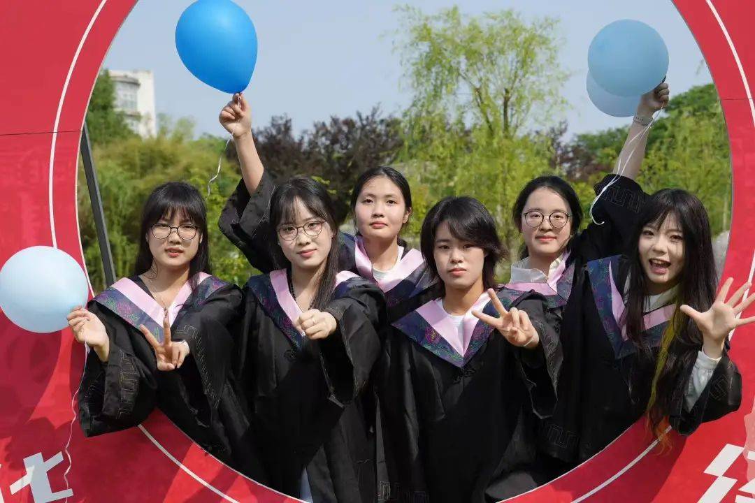 ResidentMediaKMK tweet media