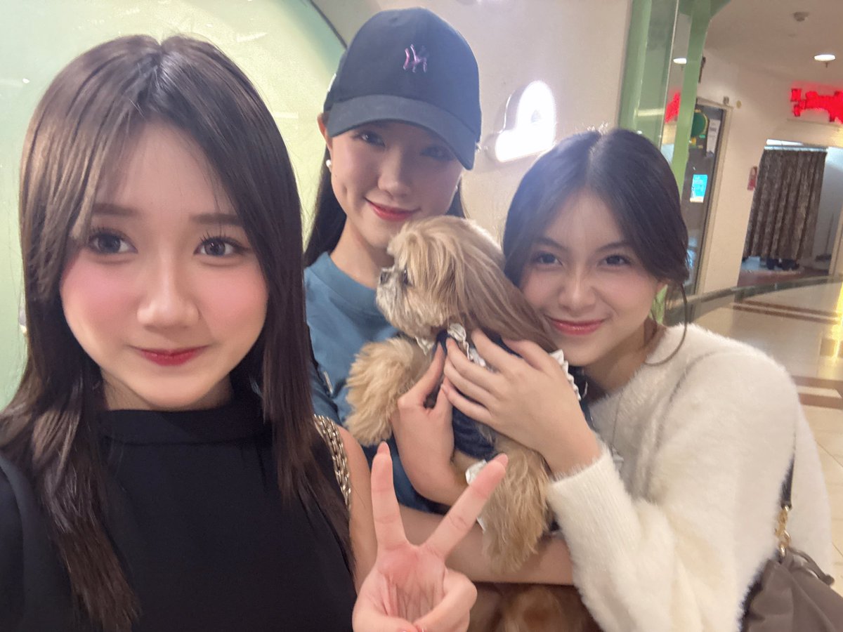 Cathleen Nixie tweet media