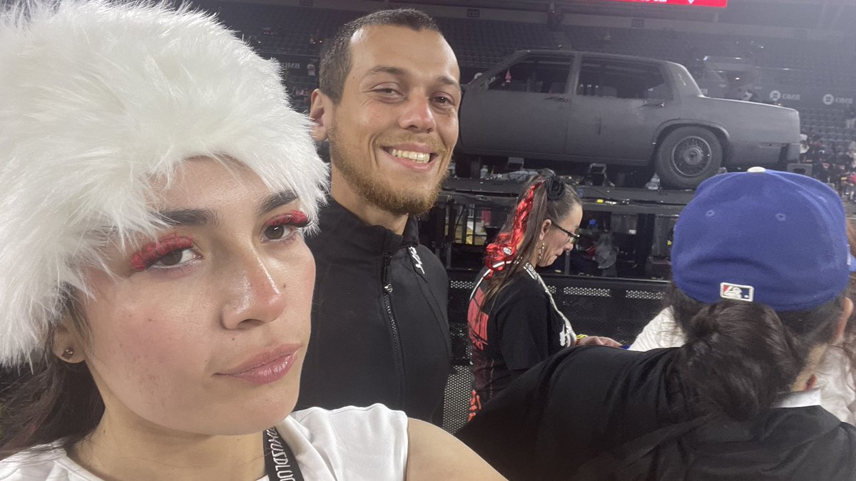 angela • tweet media