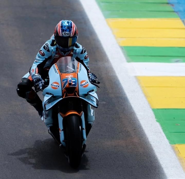 martiinator89's tweet photo. Lástima ese S3 de Jorge, caída + parcial lento

S1: Martín 21.652 (2), Bezz 21.654 (3), Ogura 21.706 (5)

S2: Martín 20.556 (3), Ogura 20.586 (4), Bezz 20.686 (8)

S3: Bezz 19.495 (6), Ogura 19.582 (9), Martín 19.583 (10)

S4: Martín 15.630 (2), Ogura 15.643 (3), Bezz 15.645 (5) https://t.co/5JdGdM3JiL