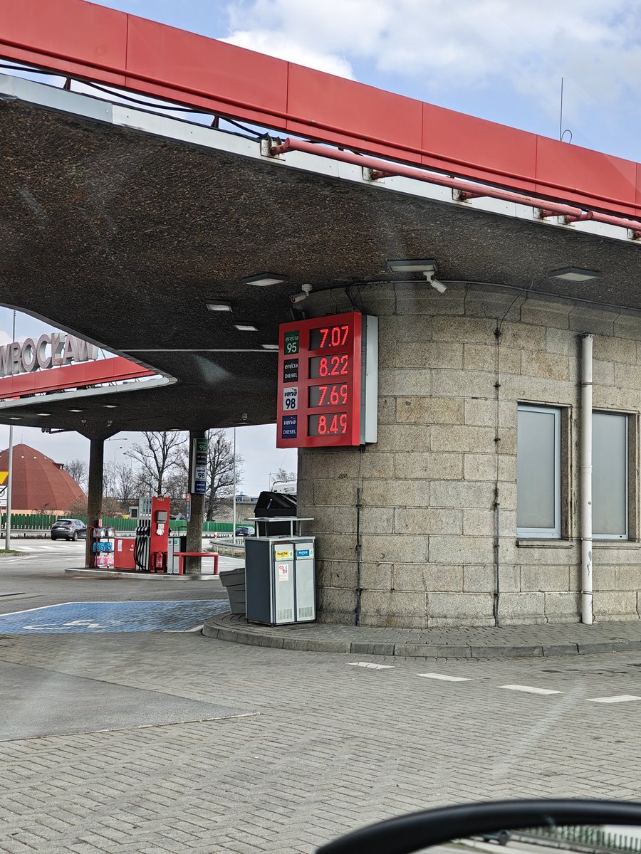 Rafo 🇹🇼 tweet media