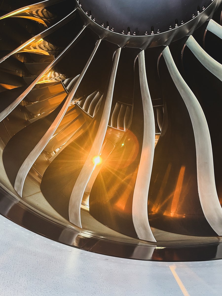 Jet Aviation tweet media