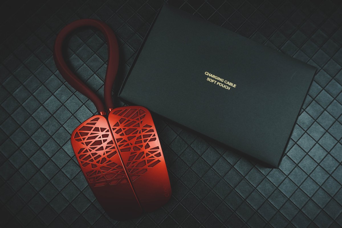 SHOW US UOUR FACES  tweet media