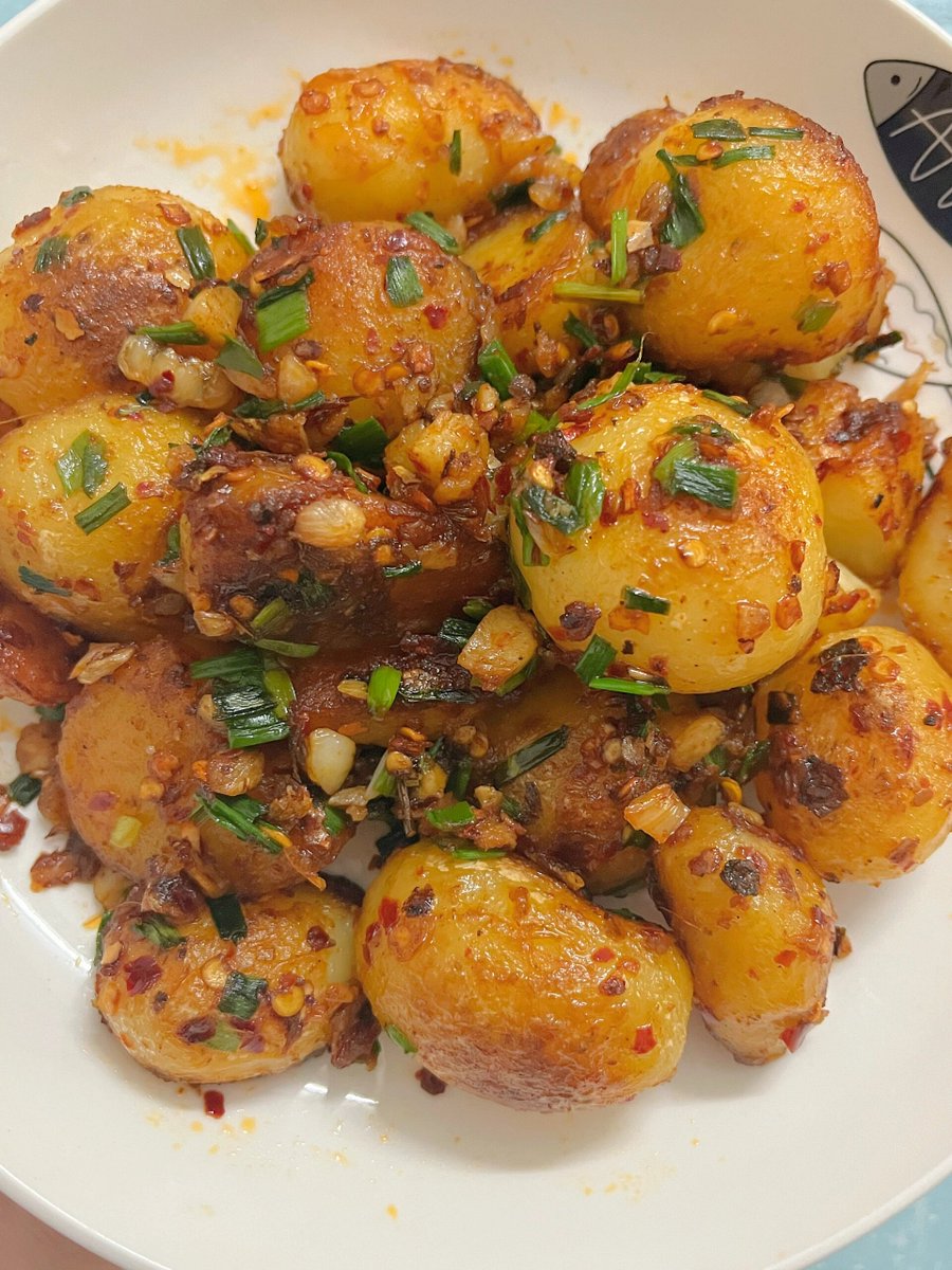 мησ0σℓ αℓѕєχуα tweet media