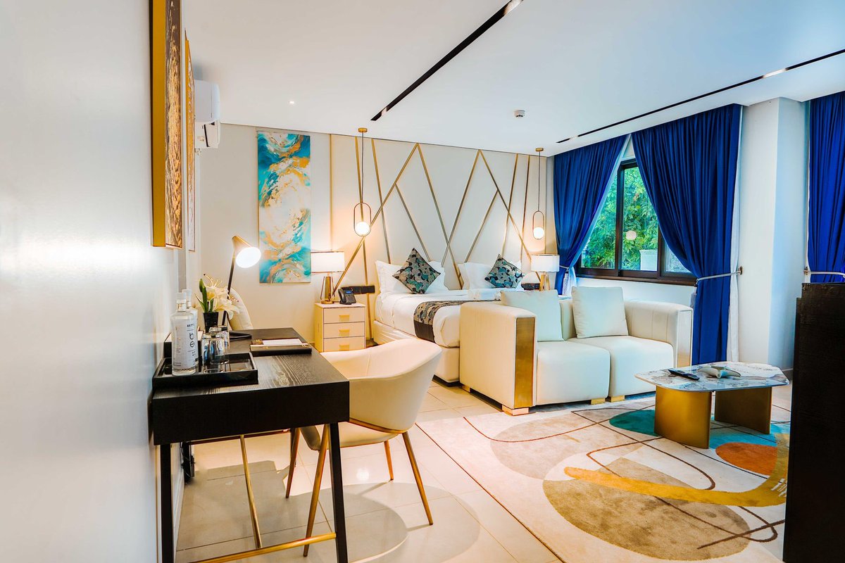 Hotel Noesis tweet media