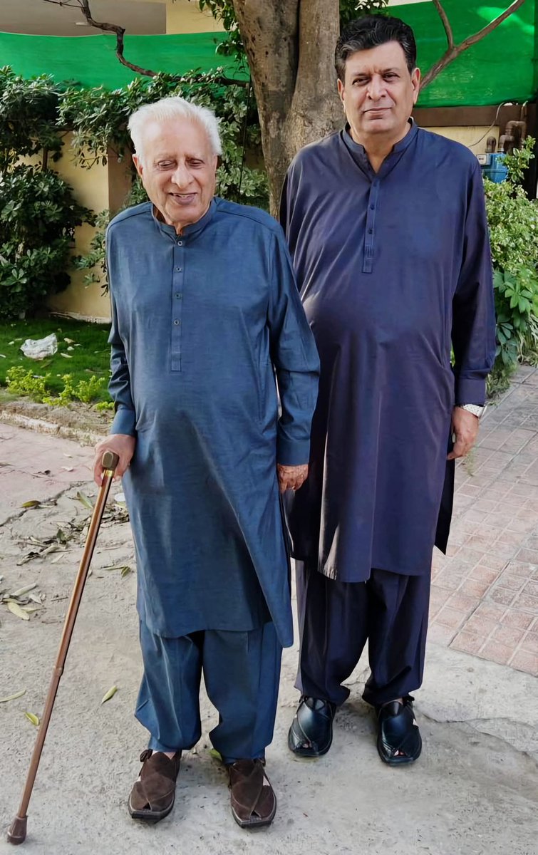 Tahir Naeem Malik tweet media