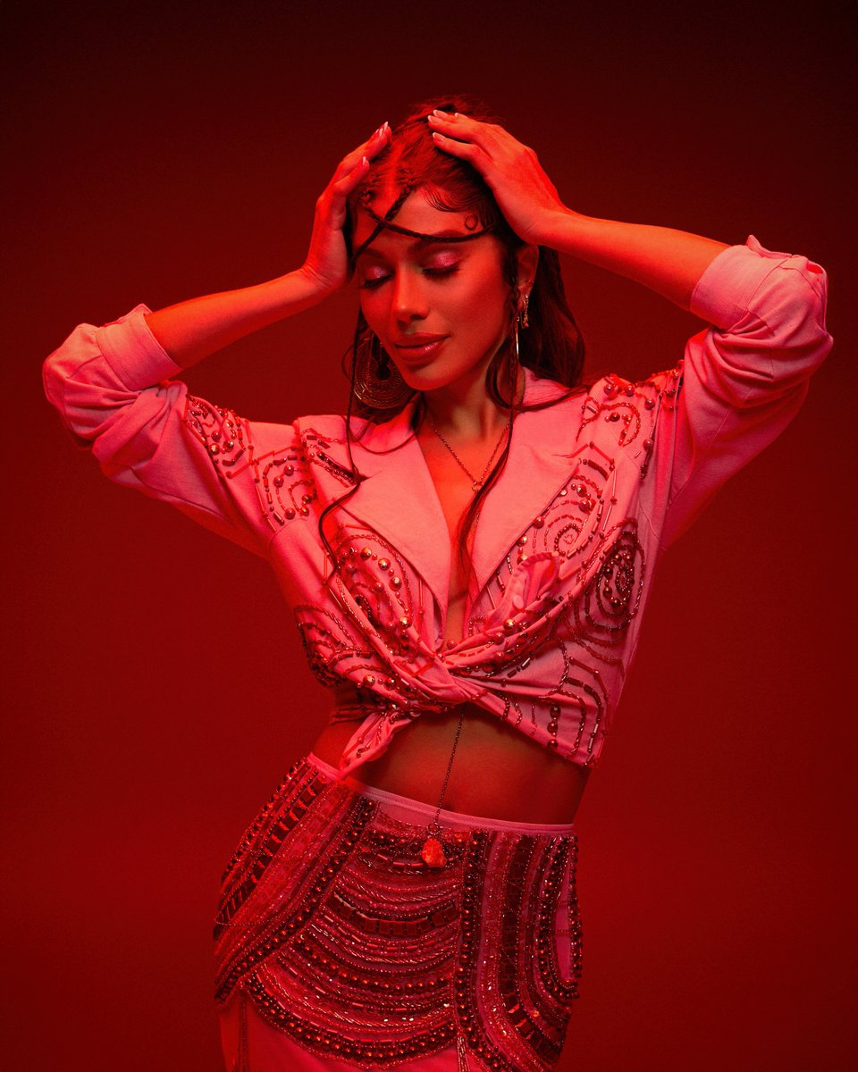 Anitta Press tweet media