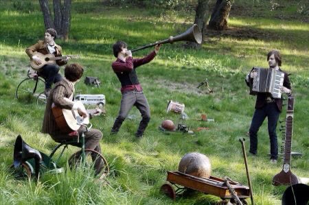 lesbian ryan ross tweet media