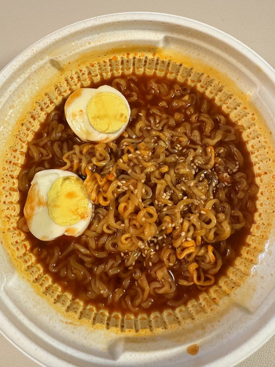 살림하는 도로로 tweet media