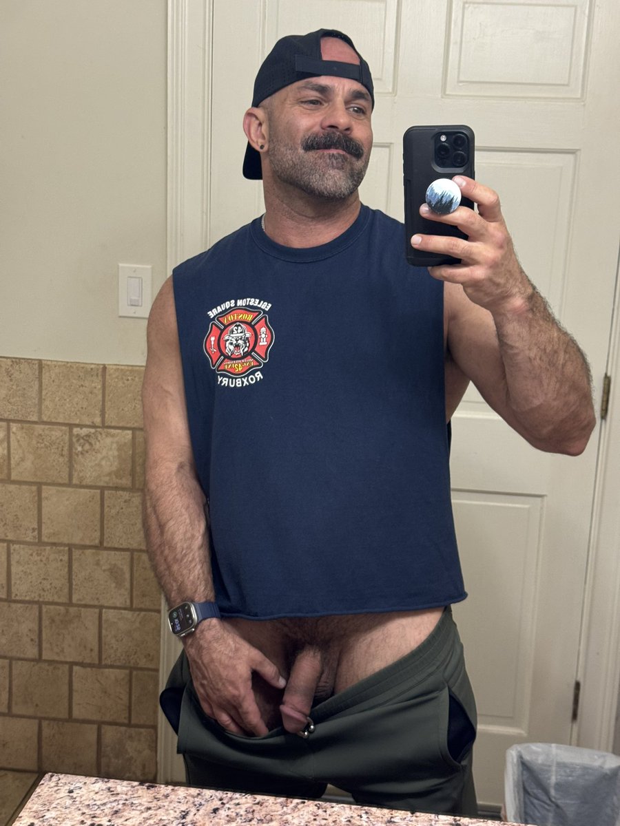 Pierced Muscle 130k+ tweet media