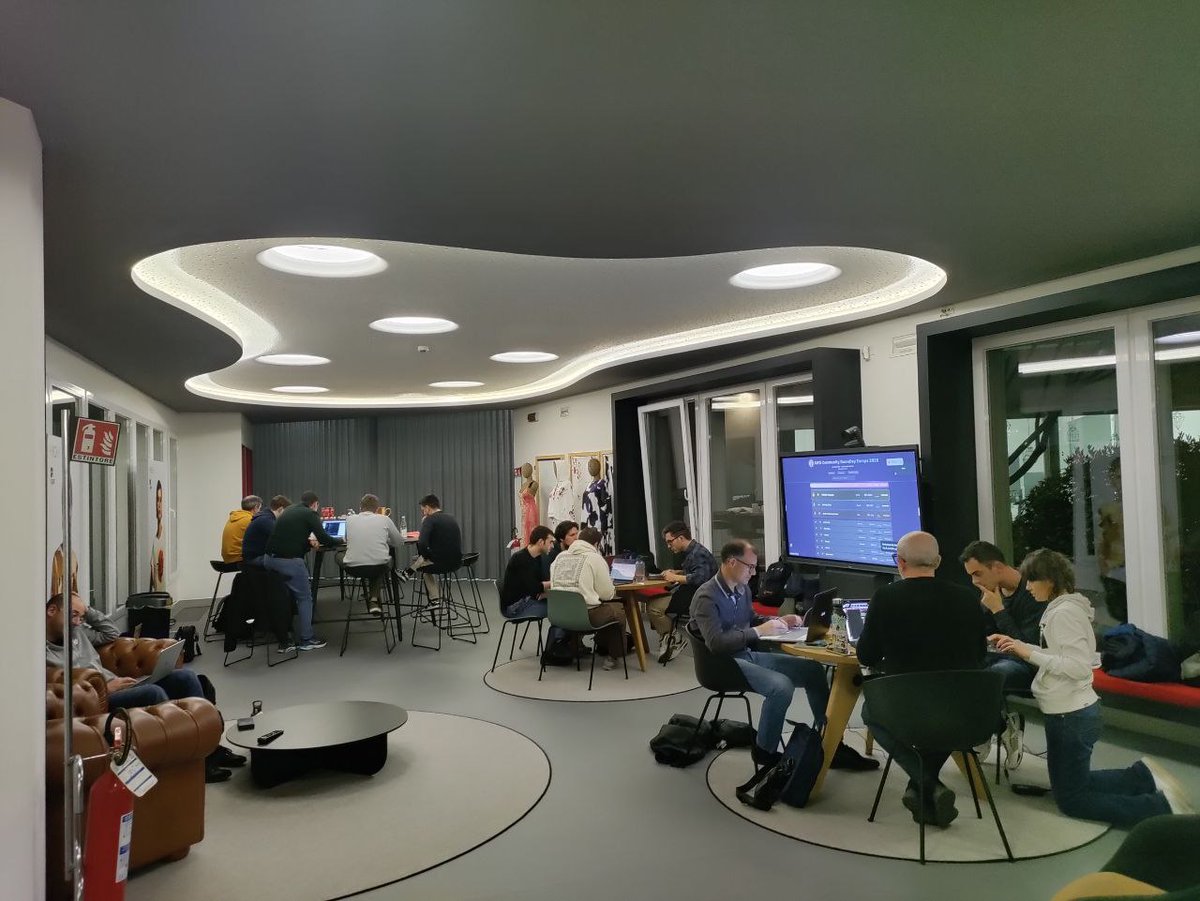 AWS User Group Venezia tweet media