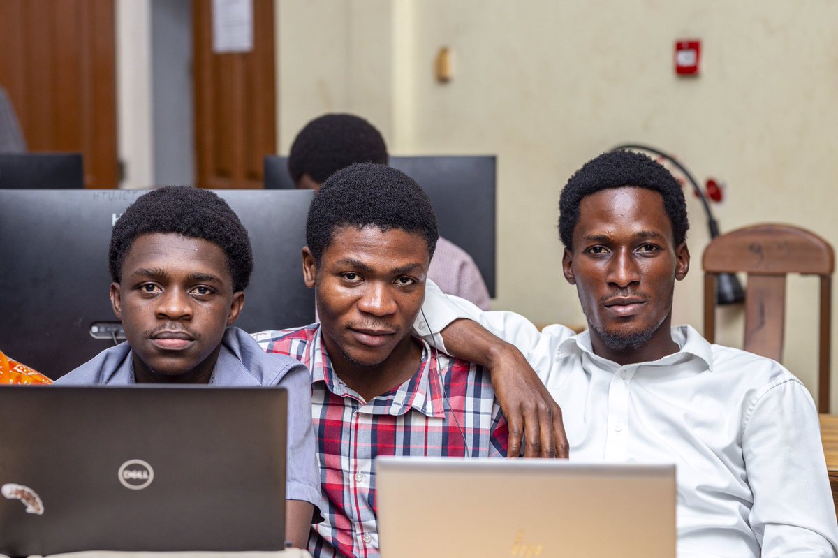 RIVO STUDIOS📸🇺🇸🇬🇭 tweet media