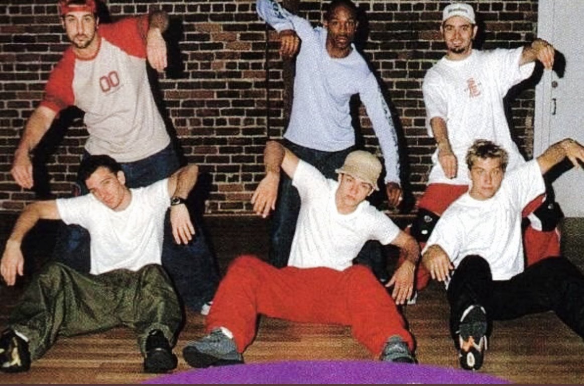 LanceBassLove's tweet photo. Happy 26th anniversary to No Strings Attached!! ✨ 

This album holds a very special place in my heart. ❤️ https://t.co/xNQLvVXPbA