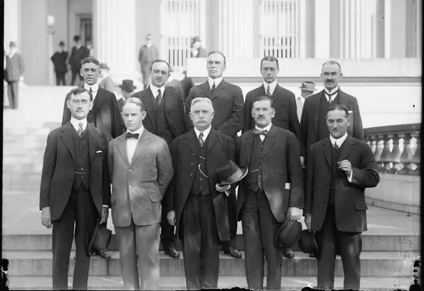 Big Brain History tweet media