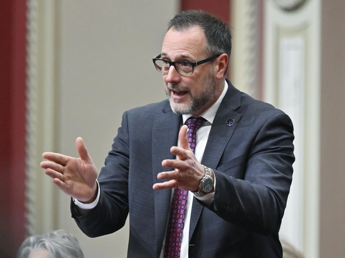 6ixBuzzTV tweet media