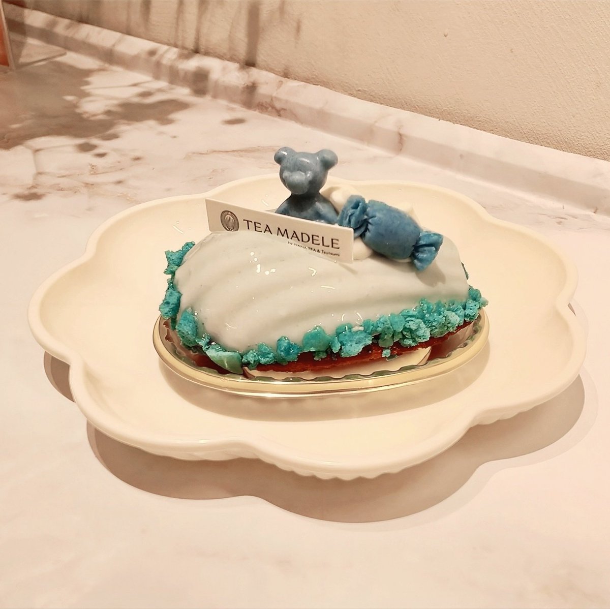 ✐ᝰ   2026.03.13
✎𓂃   JR山手線/新宿駅
⁡⁡✎﹏   NANATEA&amp;Tsutsumi 新宿店
✐☡     NANAIRO MOUSSE MADELEINE/ブルー

 #おいしいものさんぽ