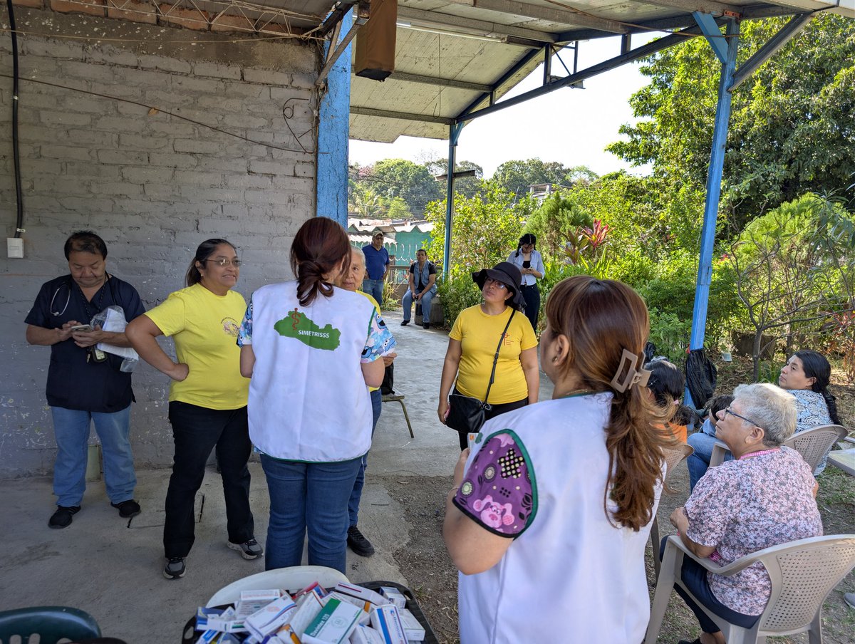 SIMETRISSS tweet media