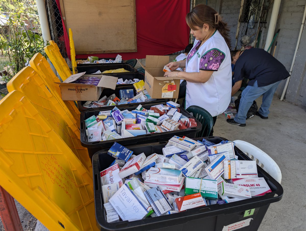 SIMETRISSS tweet media