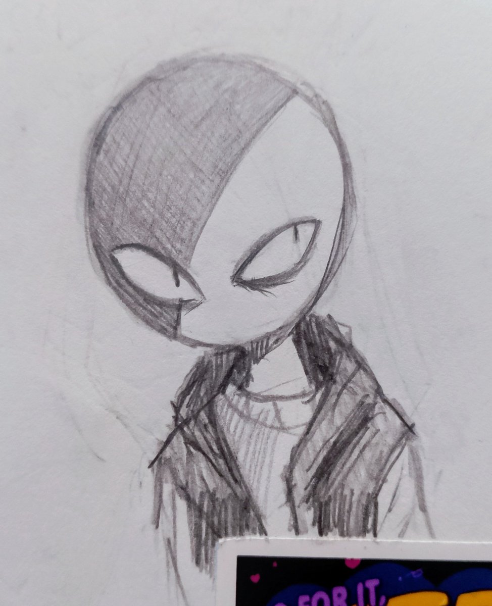 SilveriaHound tweet media