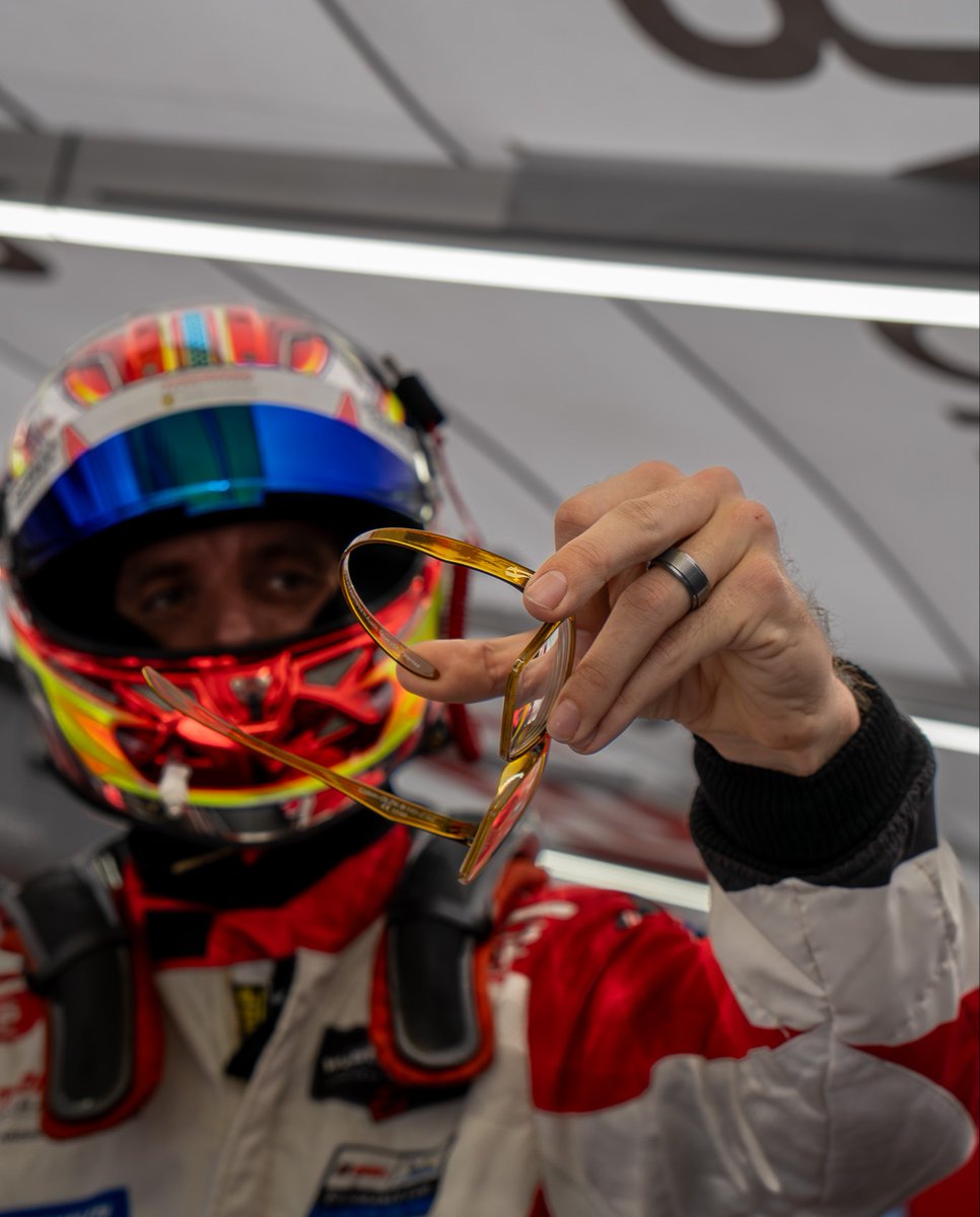 Flying Eyes Optics tweet media