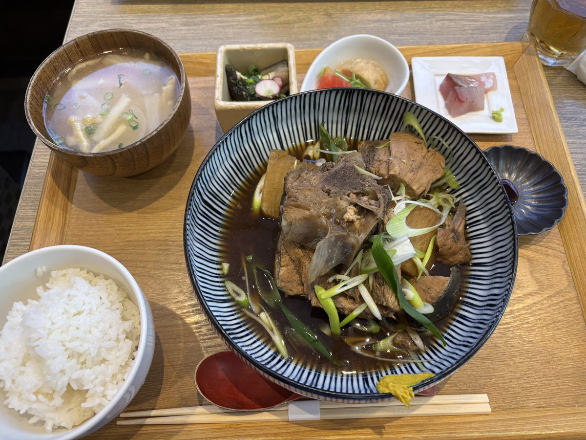 鮭ゴン tweet media