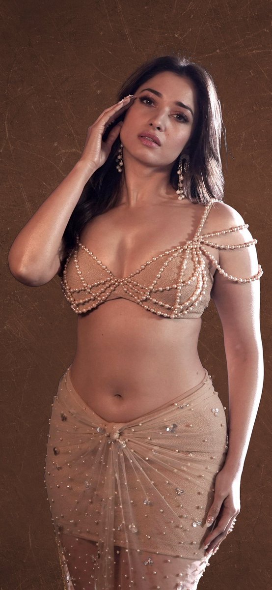 BiForActress tweet media