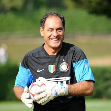 عمرو tweet media