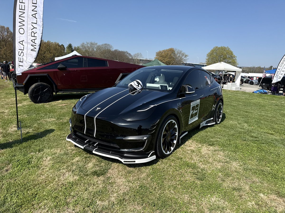 Lloyd Doug Jessee tweet media