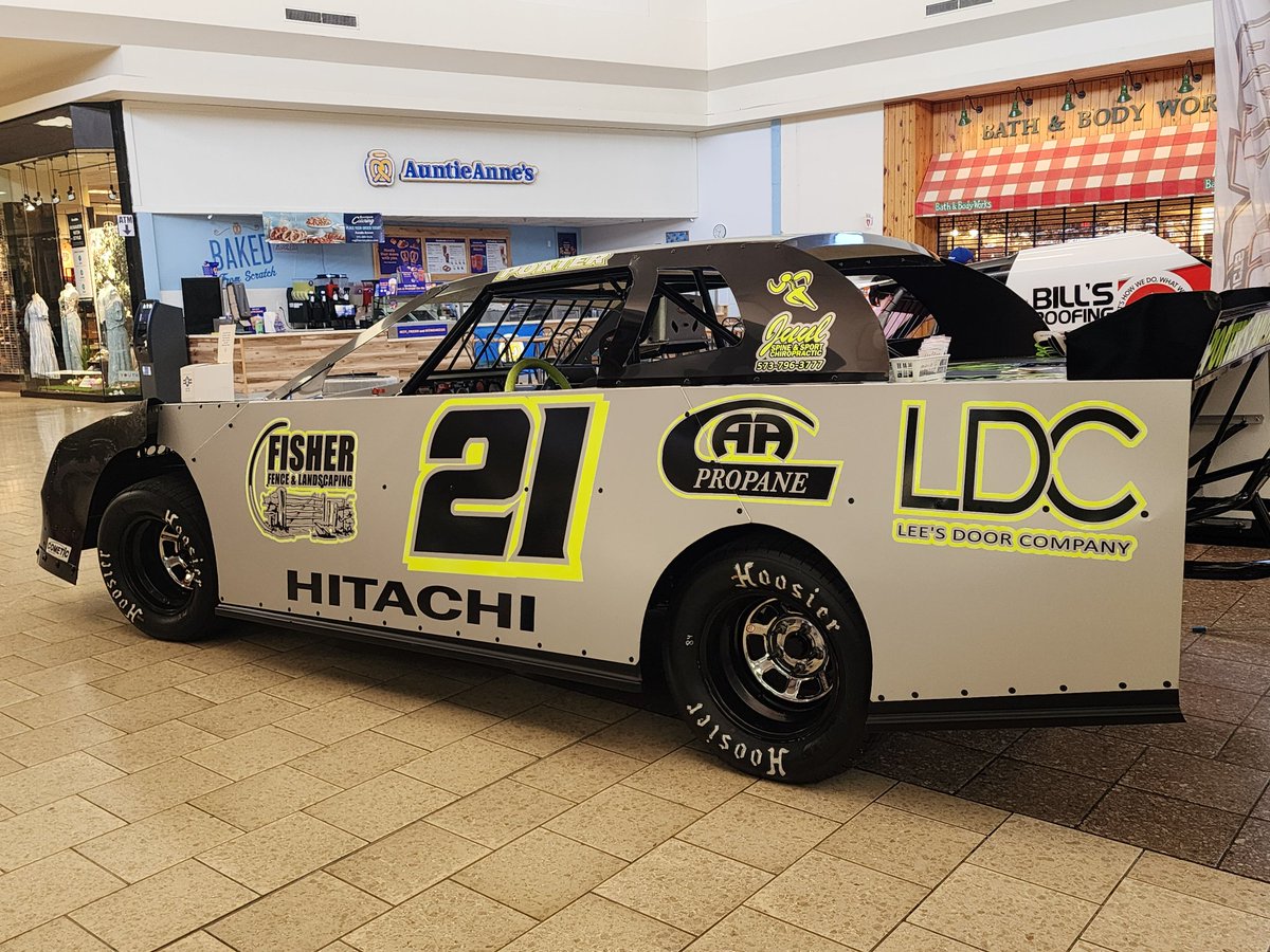 Missouri Race Fan (TFord) tweet media