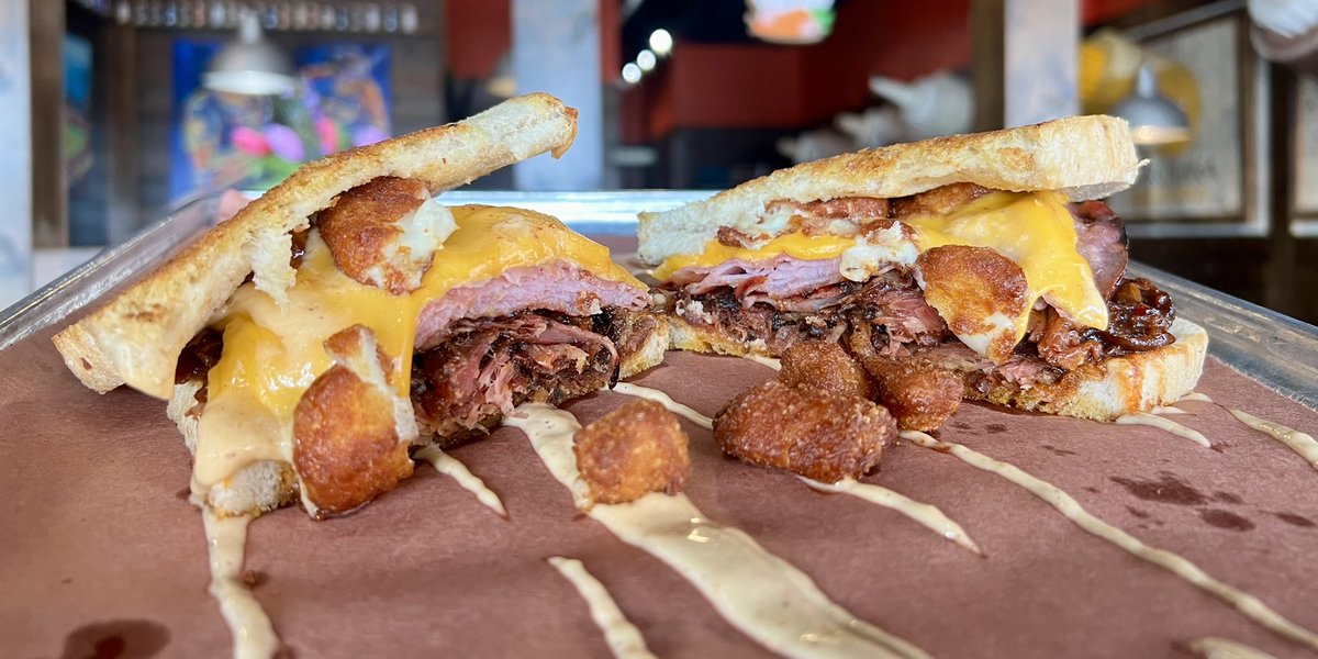 Sugarfire44 tweet media