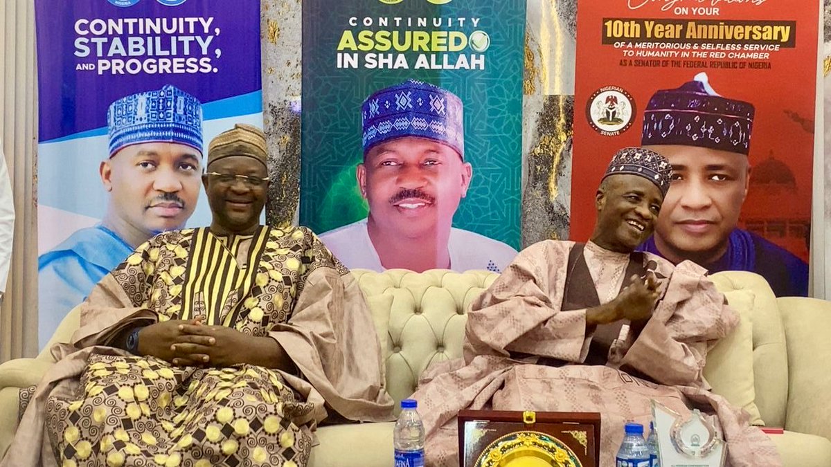 Sokoto: Today, I paid a special Eid courtesy visit to former Sokoto State Governor, Sen  Aliyu Wammako, Sarkin Yamma Sokoto at his residence in Sokoto.I presented to him Mr.President’s Eid Greeting Card &amp; a Compendium on the reform programs of the President ⁦<a href="/officialABAT/">Bola Ahmed Tinubu</a>⁩
