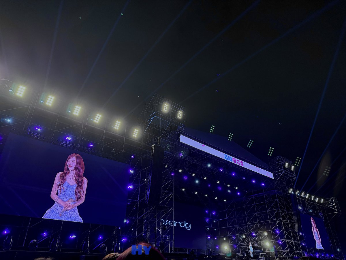 alwaysbehere_hy's tweet photo. 20260313 Kaohsiung Sakura Festival

和妳在同一片天空下
一切都因妳而美好

#WENDY #웬디 https://t.co/4YGcOoPHVH