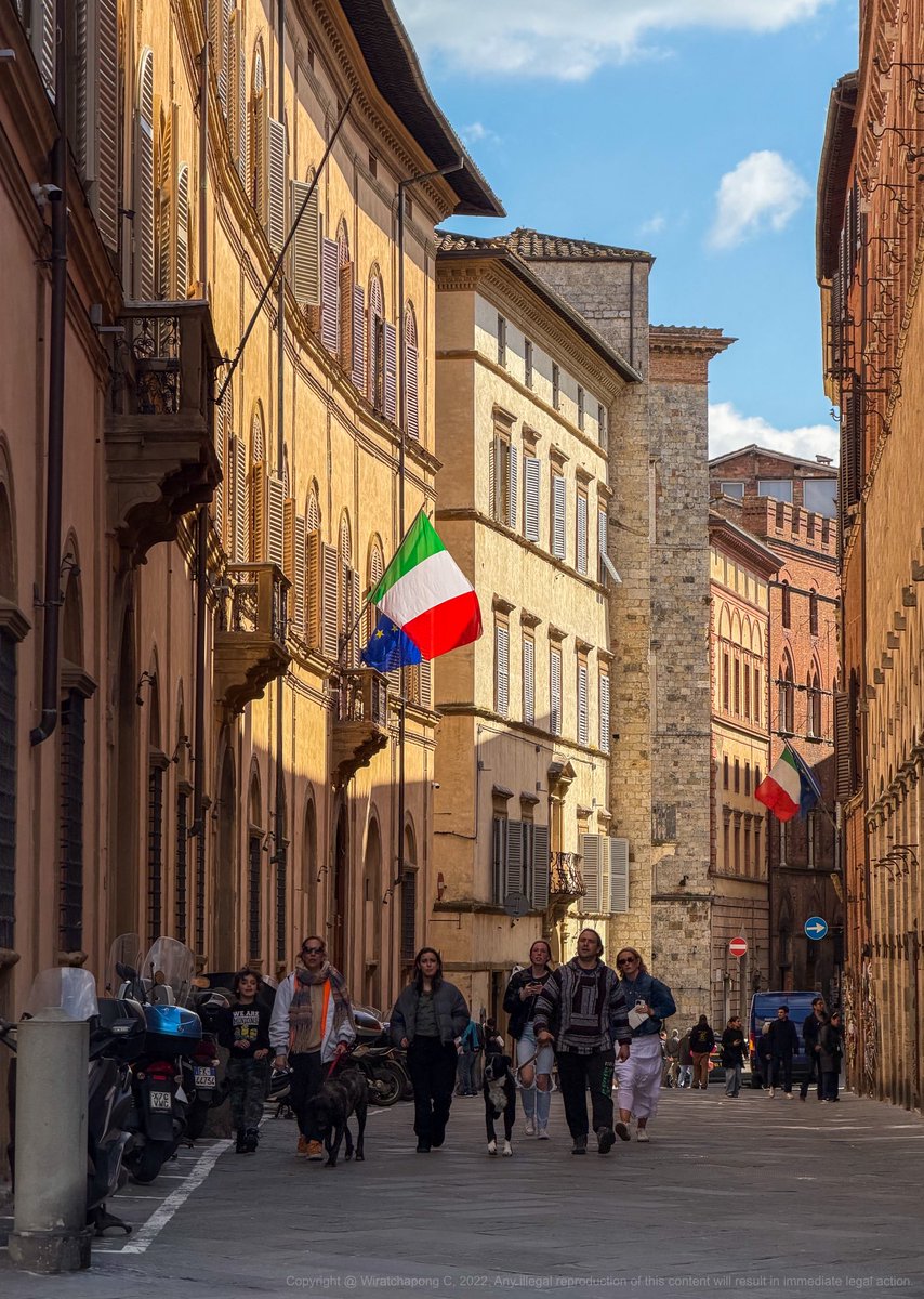 เป็นคนเป้วๆ ปวดเย่วก็เข้าห้องน้ำ tweet media