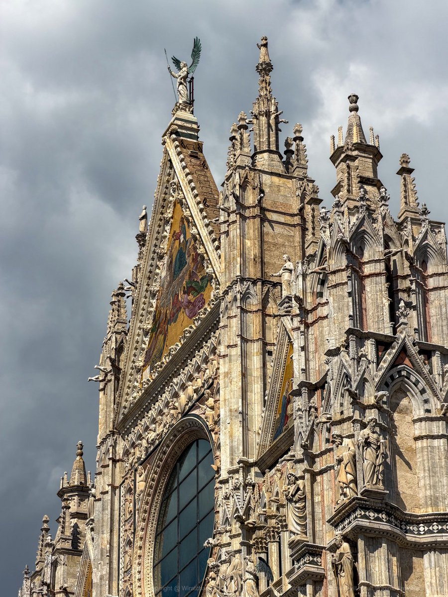 เป็นคนเป้วๆ ปวดเย่วก็เข้าห้องน้ำ tweet media