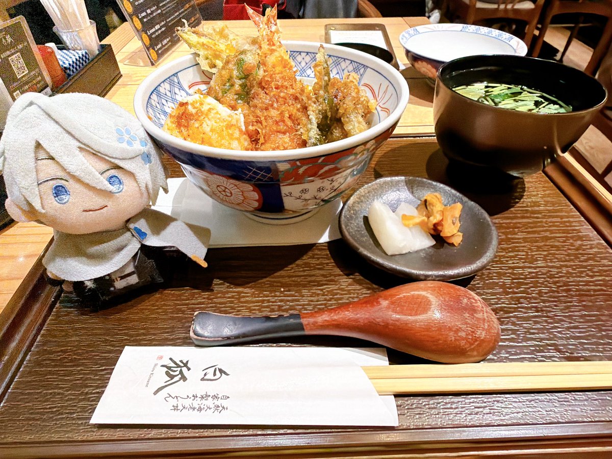 すずしま tweet media